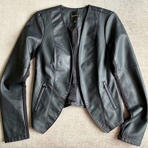 3/$25 ✨Dynamite Leather Jacket